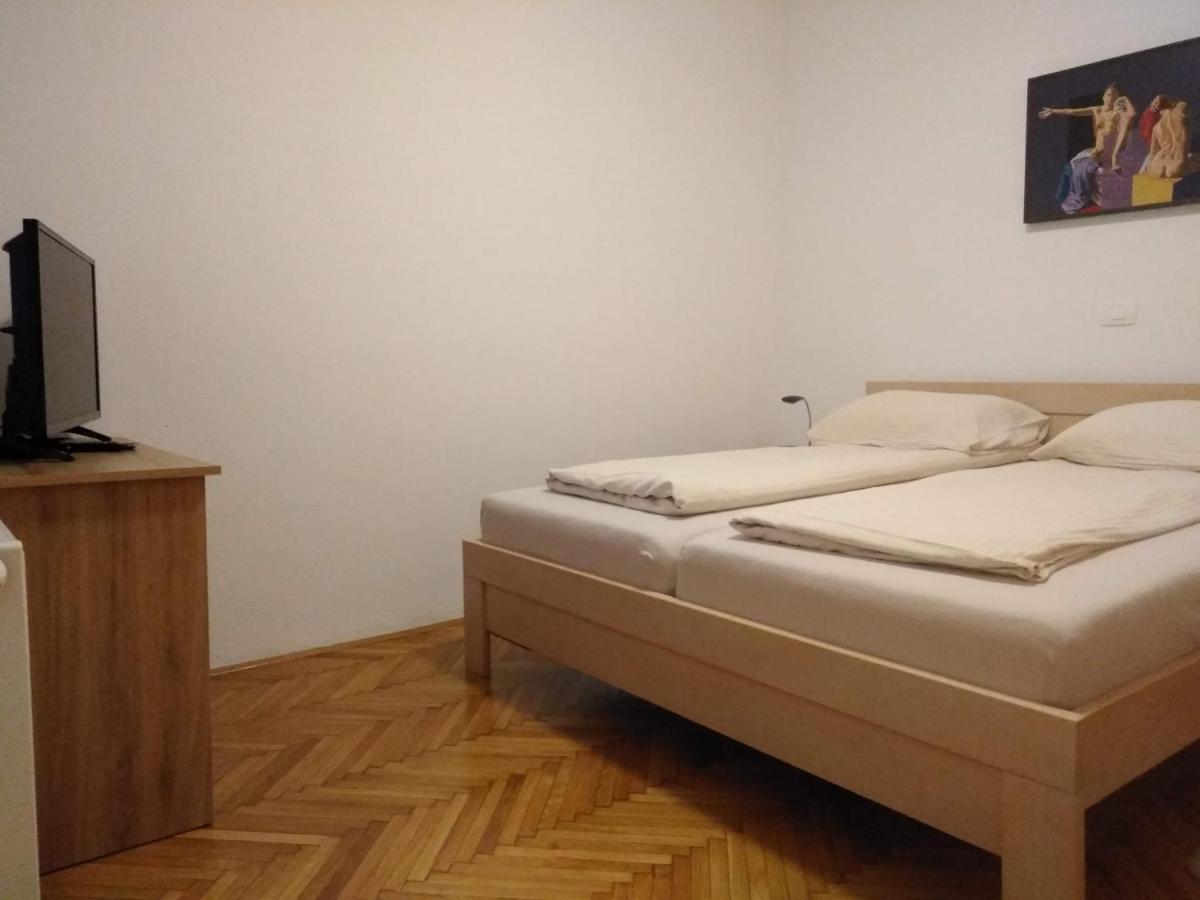 Prenocisca Miklavcic Otel Nova Vas  Dış mekan fotoğraf